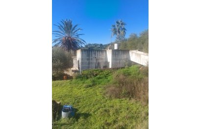 Resale - House - Finca - Cortijo - Estepona - Estepona Centro