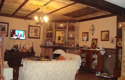 Resale - House - Detached Villa - Manilva - Manilva Centro