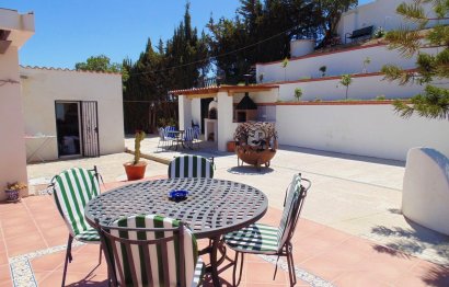 Resale - House - Detached Villa - Benalmádena - Benalmadena Costa