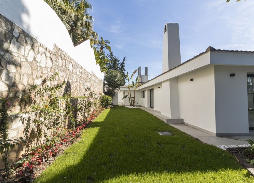 Resale - House - Detached Villa - Marbella - Marbella Centro