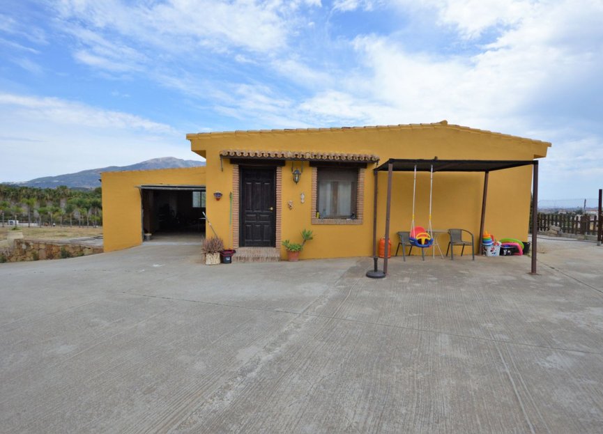 Resale - House - Finca - Cortijo - Mijas - Mijas Centro