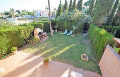 Resale - House - Semi-Detached House - Marbella - Nueva Andalucia