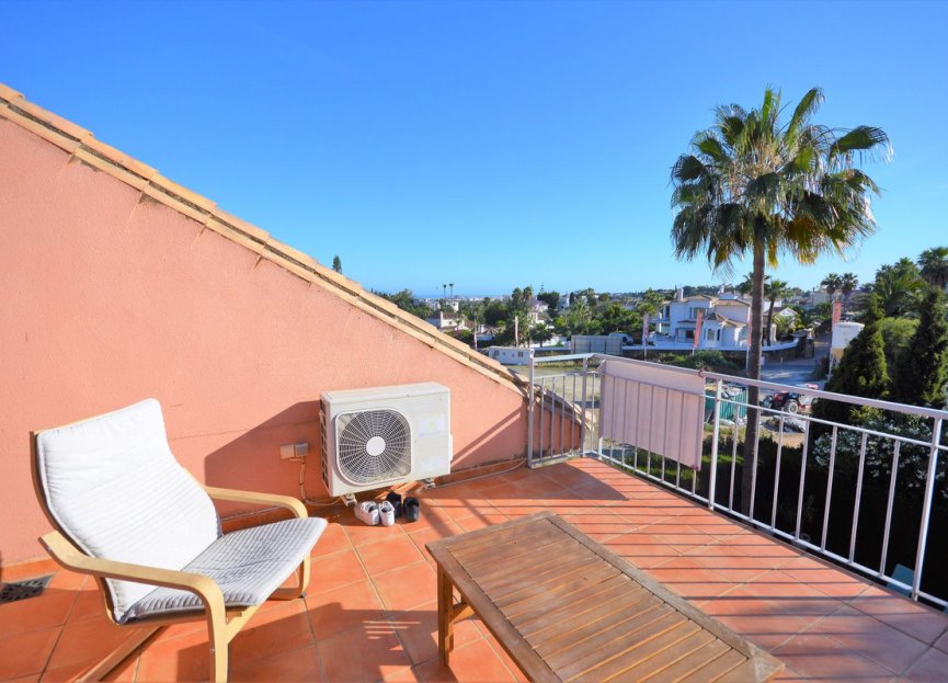 Resale - House - Semi-Detached House - Marbella - Nueva Andalucia