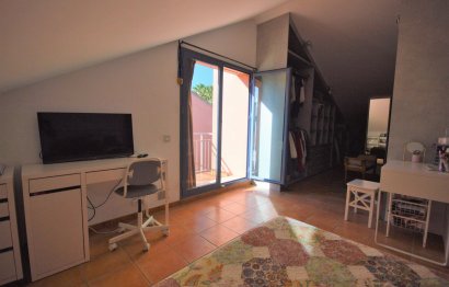 Resale - House - Semi-Detached House - Marbella - Nueva Andalucia