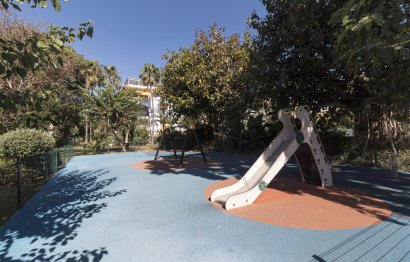 Resale - Apartment - Middle Floor Apartment - Marbella - Nueva Andalucia