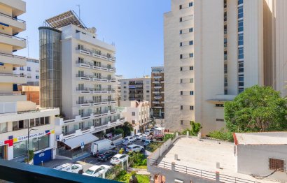 Resale - Apartment - Middle Floor Apartment - Marbella