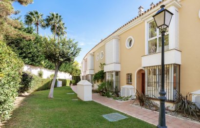 Resale - House - Townhouse - Marbella - Bahía de Marbella