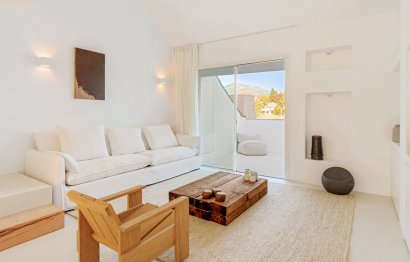 Resale - Apartment - Top Floor Apartment - Marbella - Nueva Andalucia