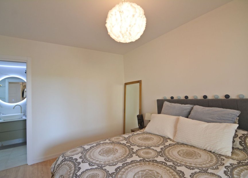 Resale - Apartment - Middle Floor Apartment - Fuengirola - Fuengirola Centro