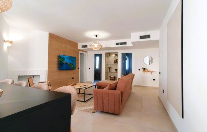 Resale - Apartment - Middle Floor Apartment - Marbella - Nueva Andalucia