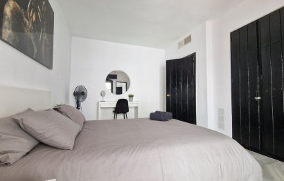 Resale - Apartment - Top Floor Apartment - Marbella - Puerto Banús