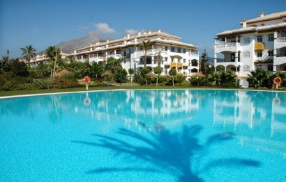 Resale - Apartment - Ground Floor Apartment - Marbella - Nueva Andalucia