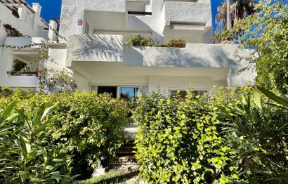 Resale - Apartment - Ground Floor Apartment - Marbella - The Golden Mile