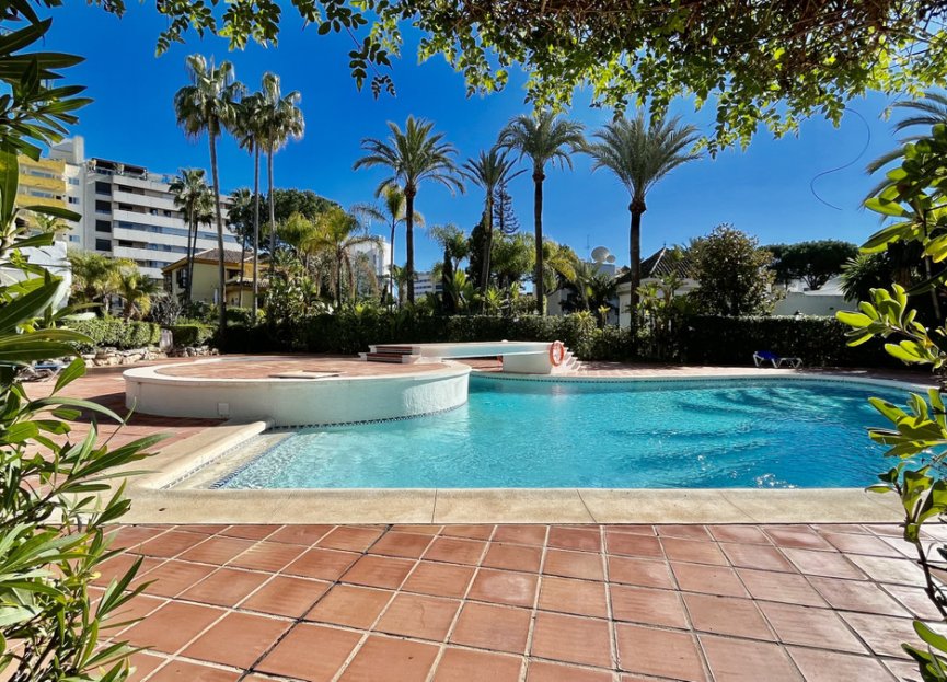 Resale - Apartment - Ground Floor Apartment - Marbella - The Golden Mile