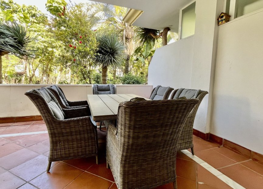 Resale - Apartment - Ground Floor Apartment - Marbella - The Golden Mile