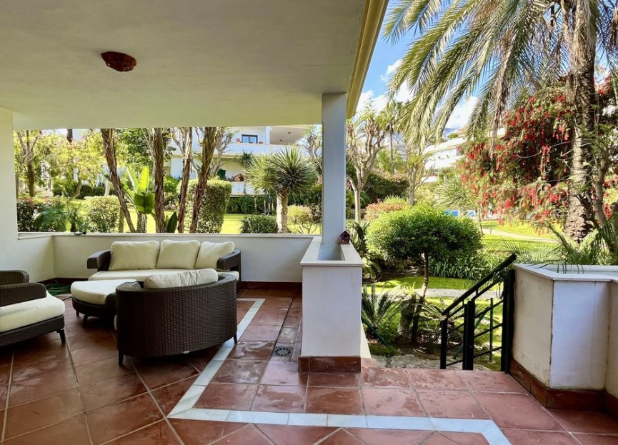 Resale - Apartment - Ground Floor Apartment - Marbella - The Golden Mile