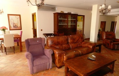 Resale - House - Detached Villa - Manilva - La Duquesa