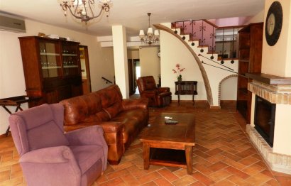 Resale - House - Detached Villa - Manilva - La Duquesa