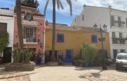 Resale - House - Townhouse - Marbella - Marbella Centro