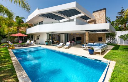 Resale - House - Detached Villa - Marbella - Nueva Andalucia