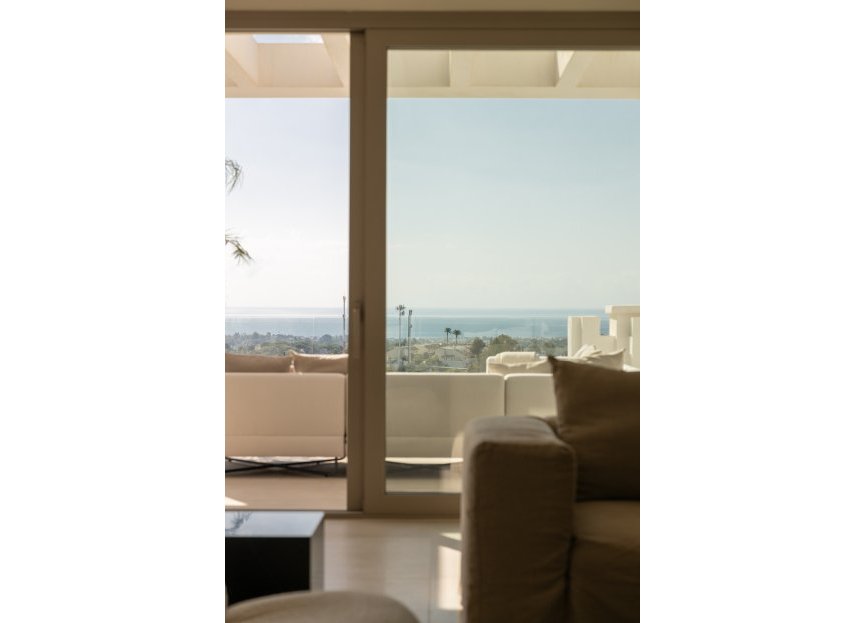 Resale - Apartment - Penthouse - Marbella - Nueva Andalucia