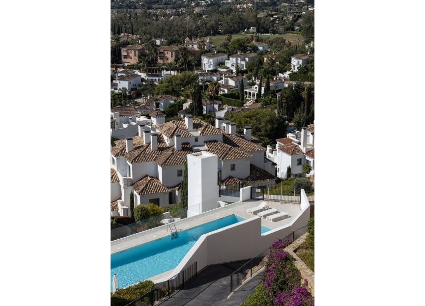 Resale - Apartment - Penthouse - Marbella - Nueva Andalucia