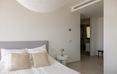 Resale - Apartment - Penthouse - Marbella - Nueva Andalucia