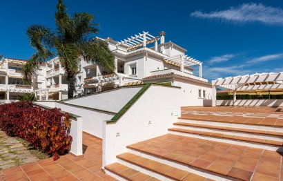 Resale - Apartment - Top Floor Apartment - Marbella - Puerto Banús