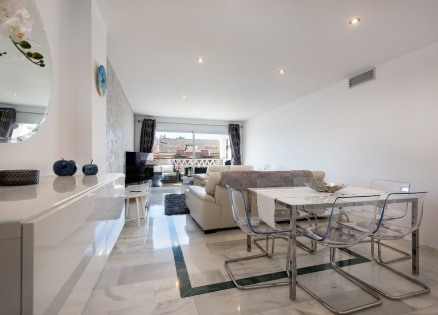 Resale - Apartment - Top Floor Apartment - Marbella - Puerto Banús