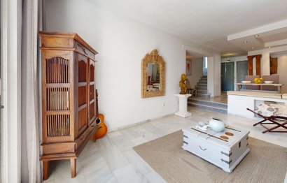 Resale - Apartment - Duplex - Marbella - Nueva Andalucia