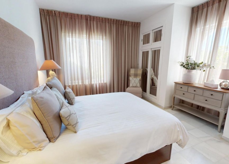 Resale - Apartment - Duplex - Marbella - Nueva Andalucia