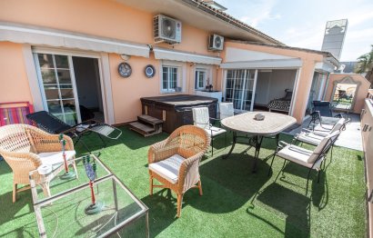 Resale - Apartment - Top Floor Apartment - Marbella - Marbella Centro