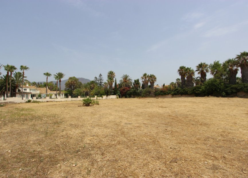 Resale - Plot - Residential Plot - Estepona - Estepona Centro