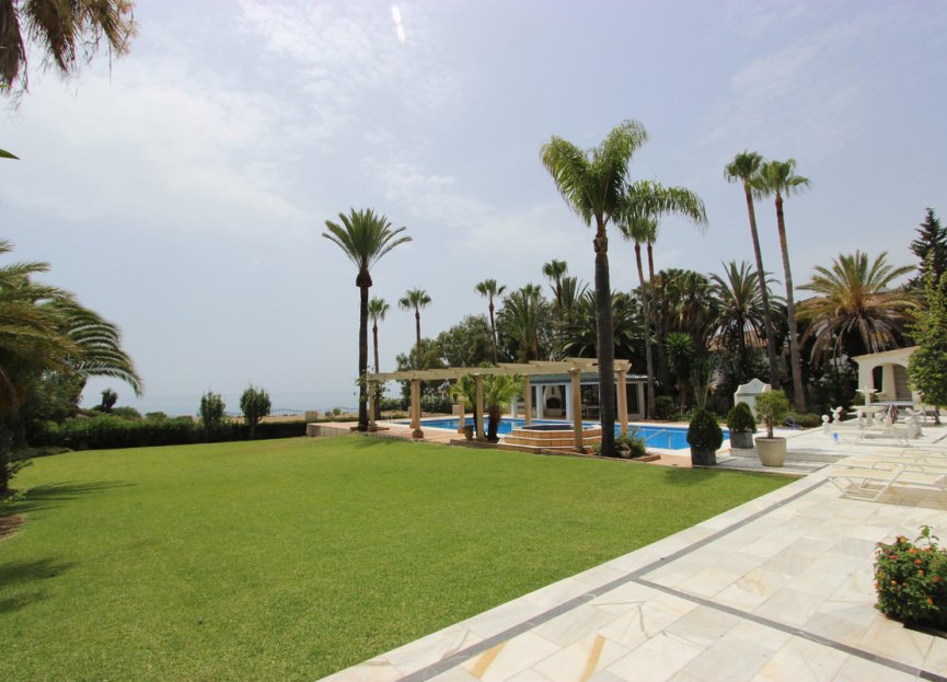 Resale - Plot - Residential Plot - Estepona - Estepona Centro