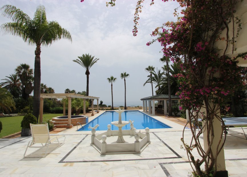 Resale - Plot - Residential Plot - Estepona - Estepona Centro