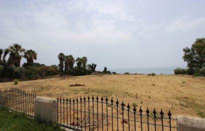 Resale - Plot - Residential Plot - Estepona - Estepona Centro