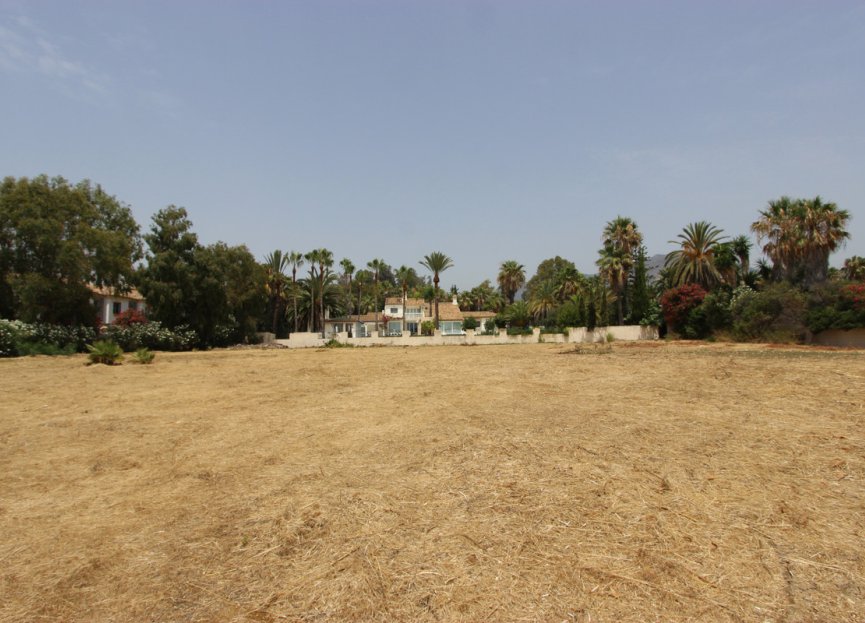 Resale - Plot - Residential Plot - Estepona - Estepona Centro