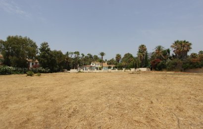 Resale - Plot - Residential Plot - Estepona - Estepona Centro