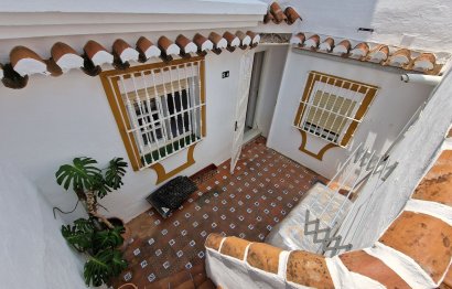 Resale - Apartment - Ground Floor Apartment - Mijas - Calahonda