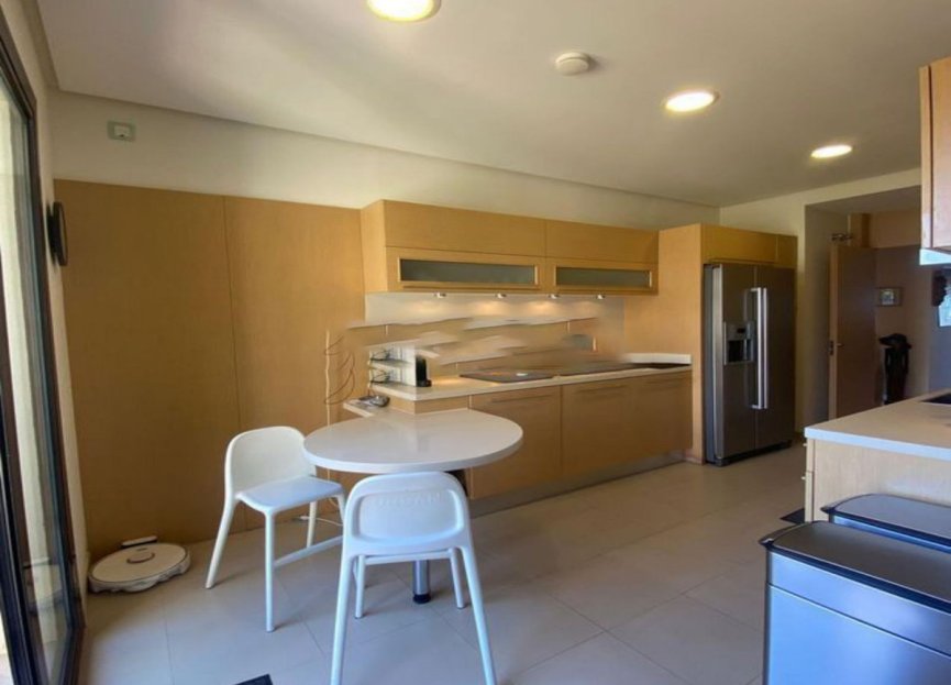 Resale - Apartment - Middle Floor Apartment - Benahavís - La Quinta