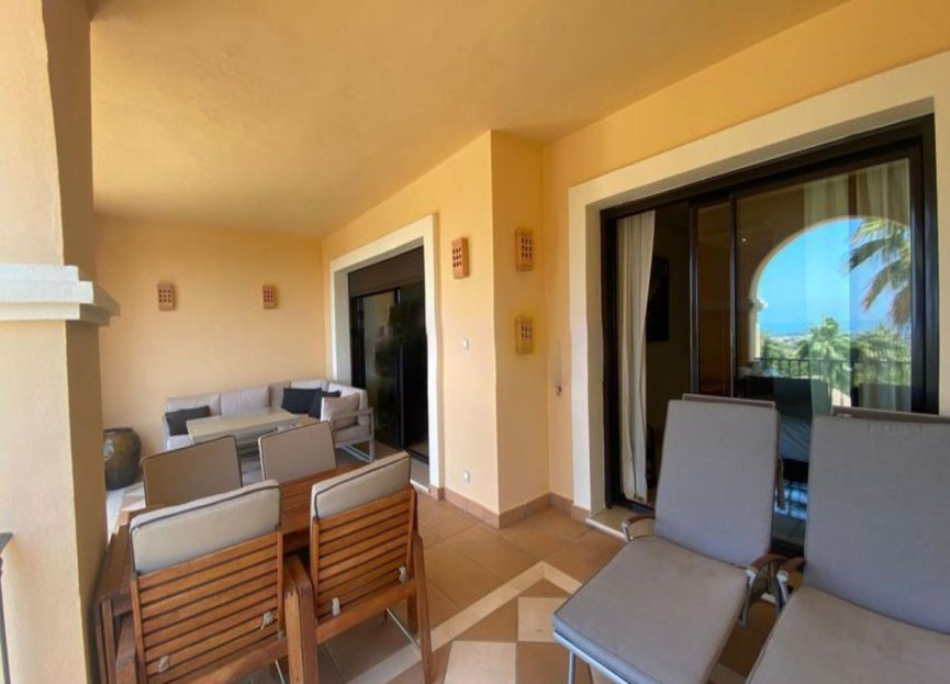 Resale - Apartment - Middle Floor Apartment - Benahavís - La Quinta