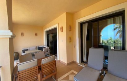 Resale - Apartment - Middle Floor Apartment - Benahavís - La Quinta