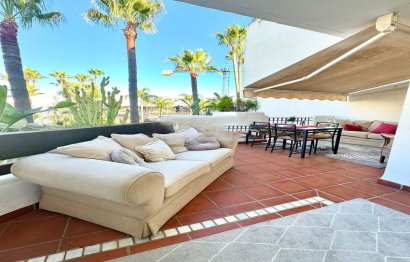 Resale - Apartment - Middle Floor Apartment - Marbella - Puerto Banús