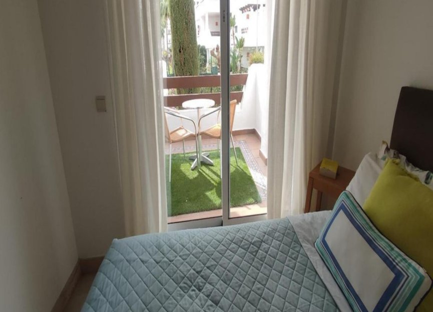 Resale - Apartment - Ground Floor Apartment - Estepona - Selwo