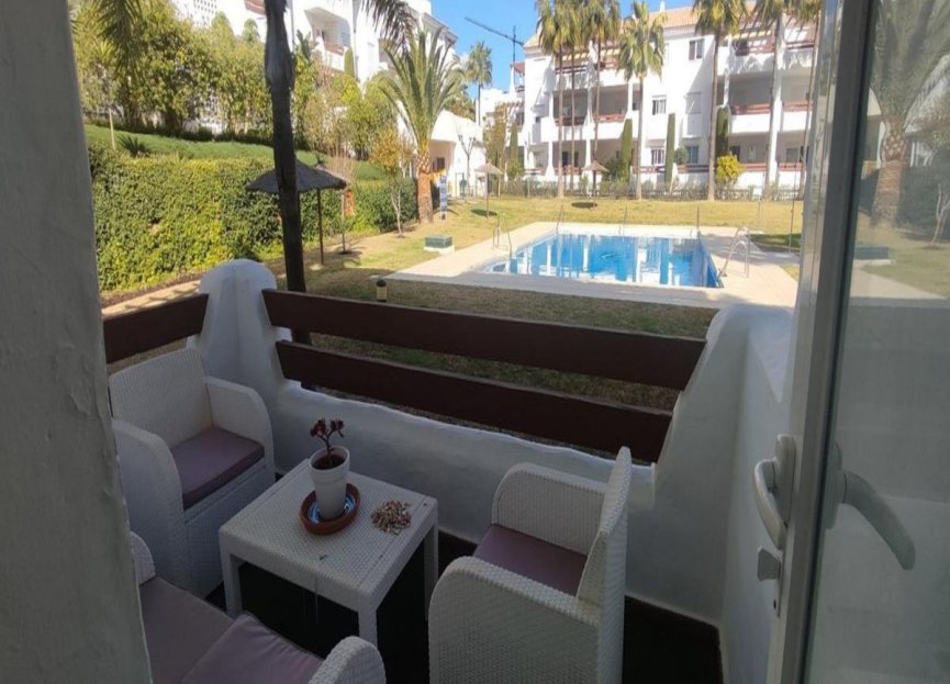 Resale - Apartment - Ground Floor Apartment - Estepona - Selwo