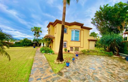 Resale - House - Detached Villa - Atalaya - Atalaya Centro