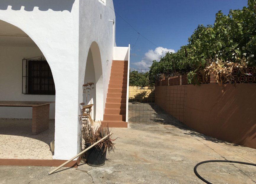 Resale - Plot - Land - Estepona - Cancelada