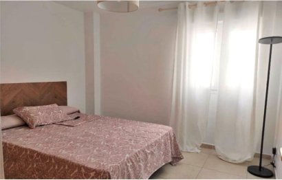 Resale - Apartment - Middle Floor Apartment - Marbella - Nueva Andalucia