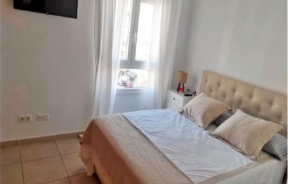 Resale - Apartment - Middle Floor Apartment - Marbella - Nueva Andalucia