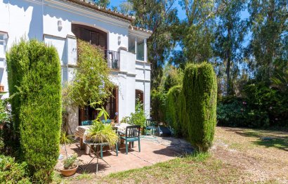 Resale - House - Semi-Detached House - Estepona - Estepona Centro